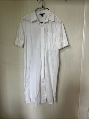 Banana Republic White Short-Sleeve Button-Down Shirt